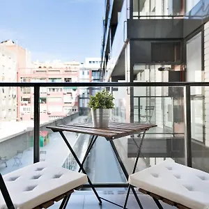 3* Lägenhetshotell Bcn Montjuic